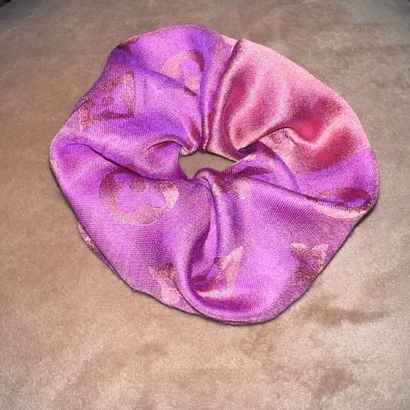 Handmade | Monogram Scrunchies - Picture 11 of 13